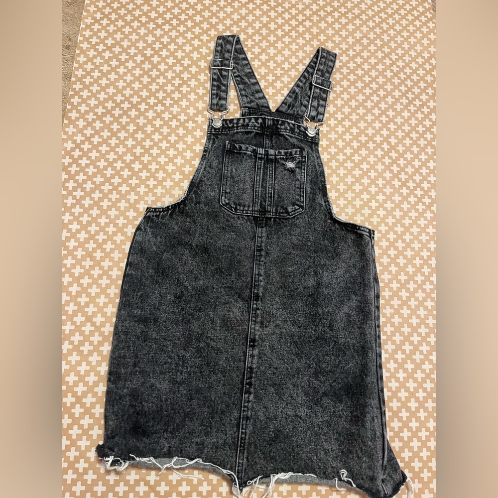 Women’s wild fable denim overall dress black. Size Small